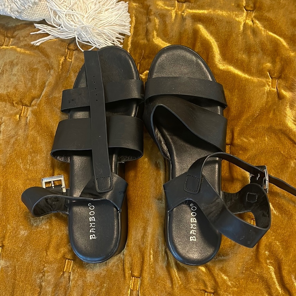 CUTE PLATFORM SHOE